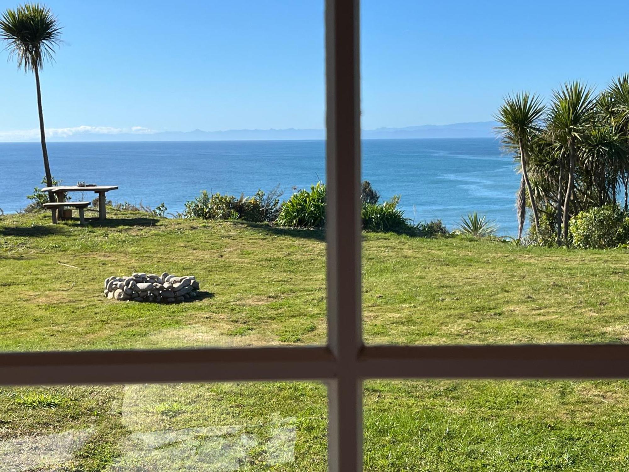 Cape Foulwind Clifftop Cabin Exterior photo